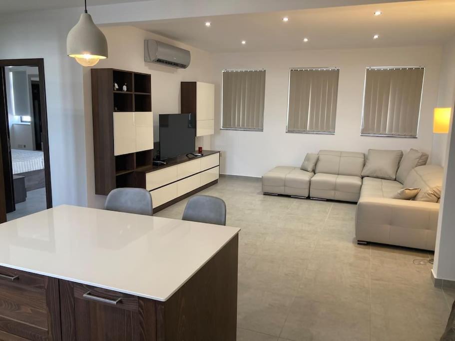 马尔萨斯卡拉Elegant Maisonette In Malta By Assetflow Pro公寓 外观 照片
